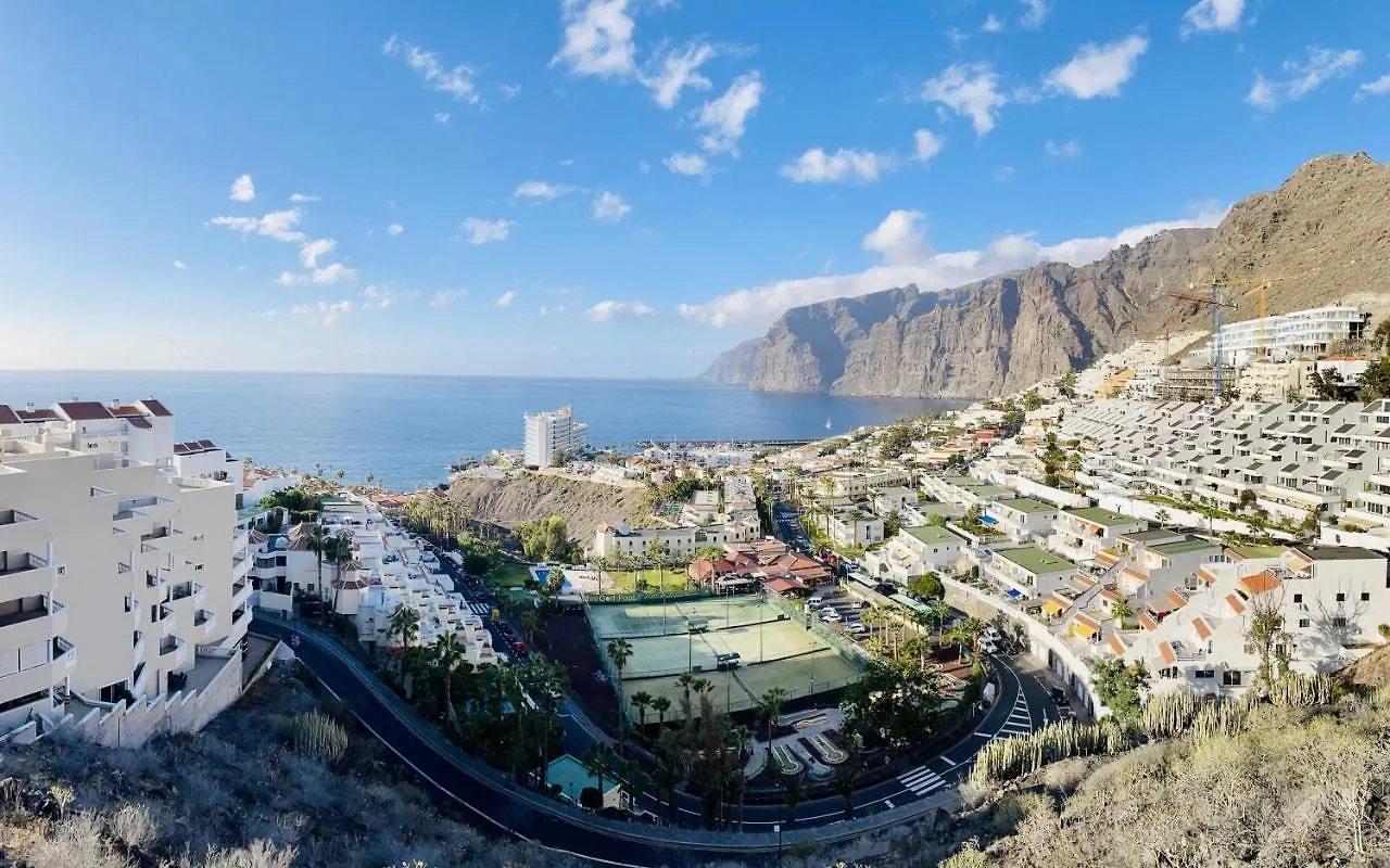 Amazing Duplex With Large Terrace And Sea Views Apartman Puerto de Santiago  0*, Puerto de Santiago (Tenerife)